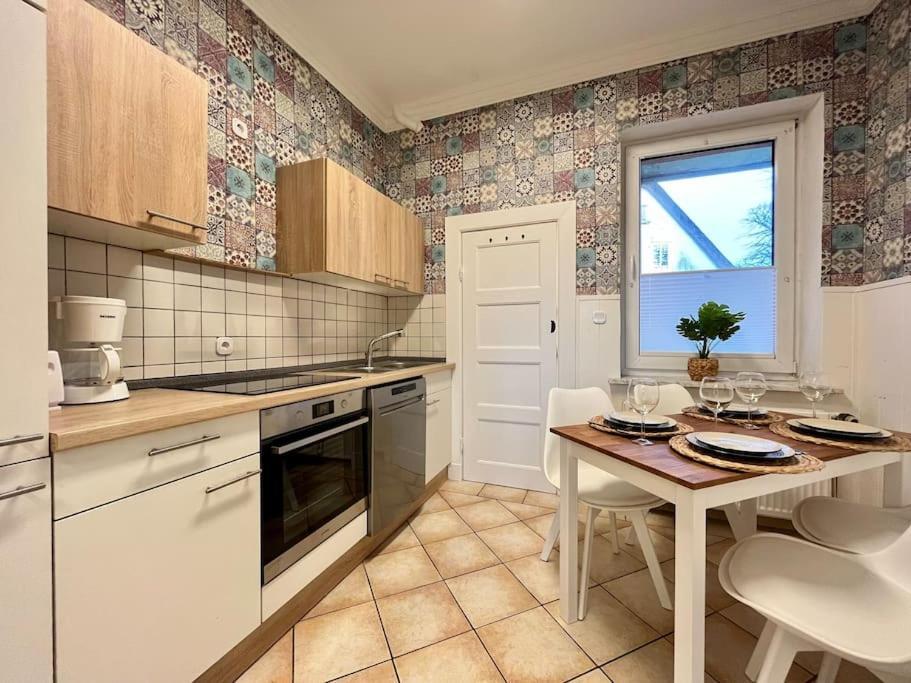 Apartment Perlmutt Mit Balkon フースム エクステリア 写真